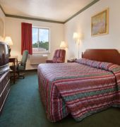 Days Inn by Wyndham Toledo Airport