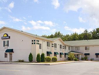 Days Inn by Wyndham Toledo Airport
