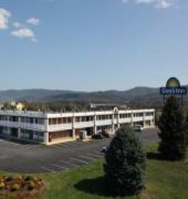 Days Inn Waynesboro