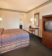 Days Inn Waynesboro