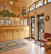 Days Inn by Wyndham West Allis/Milwaukee