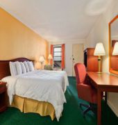 Days Inn by Wyndham Salem