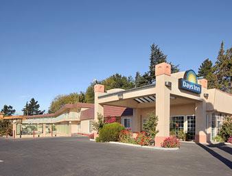 Days Inn by Wyndham King City