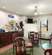 Days Inn by Wyndham Lincoln