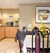 Days Inn Seattle South Tukwila