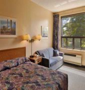 Howard Johnson by Wyndham Tillsonburg
