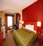 Comfort Suites Redmond Airport