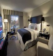 Crowne Plaza Boston-Natick