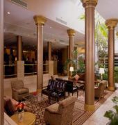 Crowne Plaza Boston-Natick