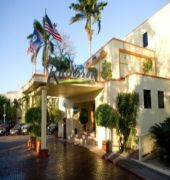 Radisson Fort George Hotel and Marina