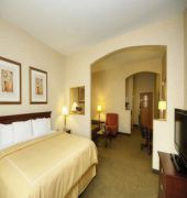 Comfort Suites