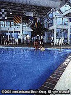Holiday Inn Chicago-Elk Grove