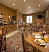 Comfort Suites