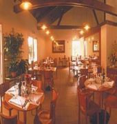 Hôtel Kyriad Paris Ouest - Villeneuve La Garenne