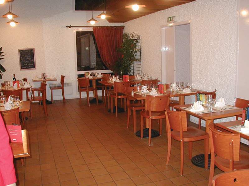 Hôtel Kyriad Paris Ouest - Villeneuve La Garenne