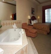 Comfort Suites South
