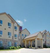 Comfort Suites Delavan - Lake Geneva Area