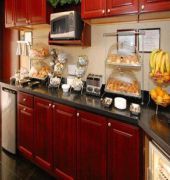 Comfort Suites at Woodbridge