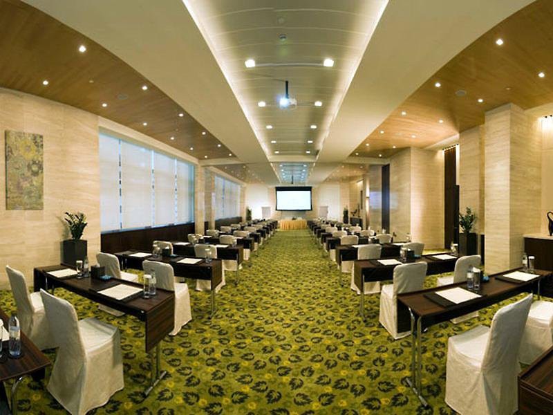 The H hotel