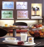 Suitehotel Marseille Centre Euromed