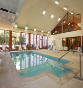 Holiday Inn Express Fredericksburg Southpoint