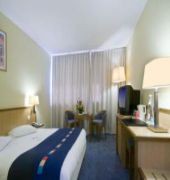 QUALYS-HOTEL Lyon Nord