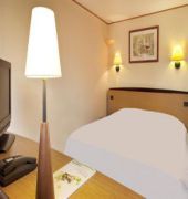 Hotel Campanile Roissy