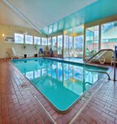 Travelodge by Wyndham Airport North Bay
