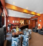 Travelodge Victoria Airport/Sidney