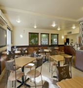Super 8 by Wyndham St-Jerome