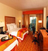 Renaissance Phoenix Glendale Hotel & Spa