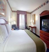 Holiday Inn Express & Suites Mebane