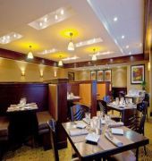Holiday Inn Hotel & Suites Marlborough