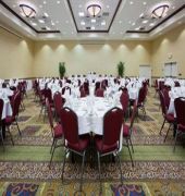 Holiday Inn Conference Ctr Marshfield