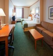 Holiday Inn Express & Suites Winner
