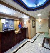 Holiday Inn Express & Suites