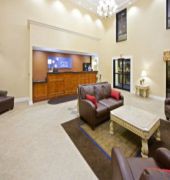 Holiday Inn Express & Suites Louisville East