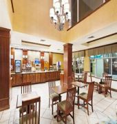 Holiday Inn Express & Suites Sylva - Western Carolina Area