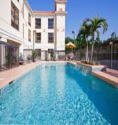 Holiday Inn Express & Suites Clearwater North/dunedin