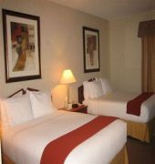 Holiday Inn Express & Suites Littleton
