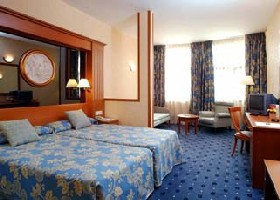 Timhotel Opera Blanche Fontaine