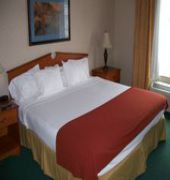 Holiday Inn Express Hotel & Suites Dickinson