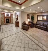 Holiday Inn Express & Suites Aberdeen