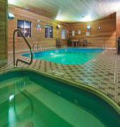 Holiday Inn Express Hotel & Suites Defiance