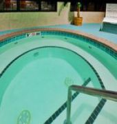Holiday Inn Express Hotel & Suites Chesapeake