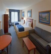Holiday Inn Express & Suites Manchester-Airport