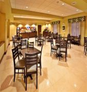Holiday Inn Express Waterloo-Cedar Falls