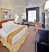 Holiday Inn Express & Suites Ames