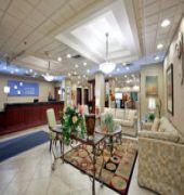 Holiday Inn Express & Suites Ann Arbor