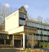Holiday Inn Danbury-Bethel @ I-84
